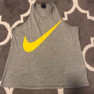 Nike workout tank